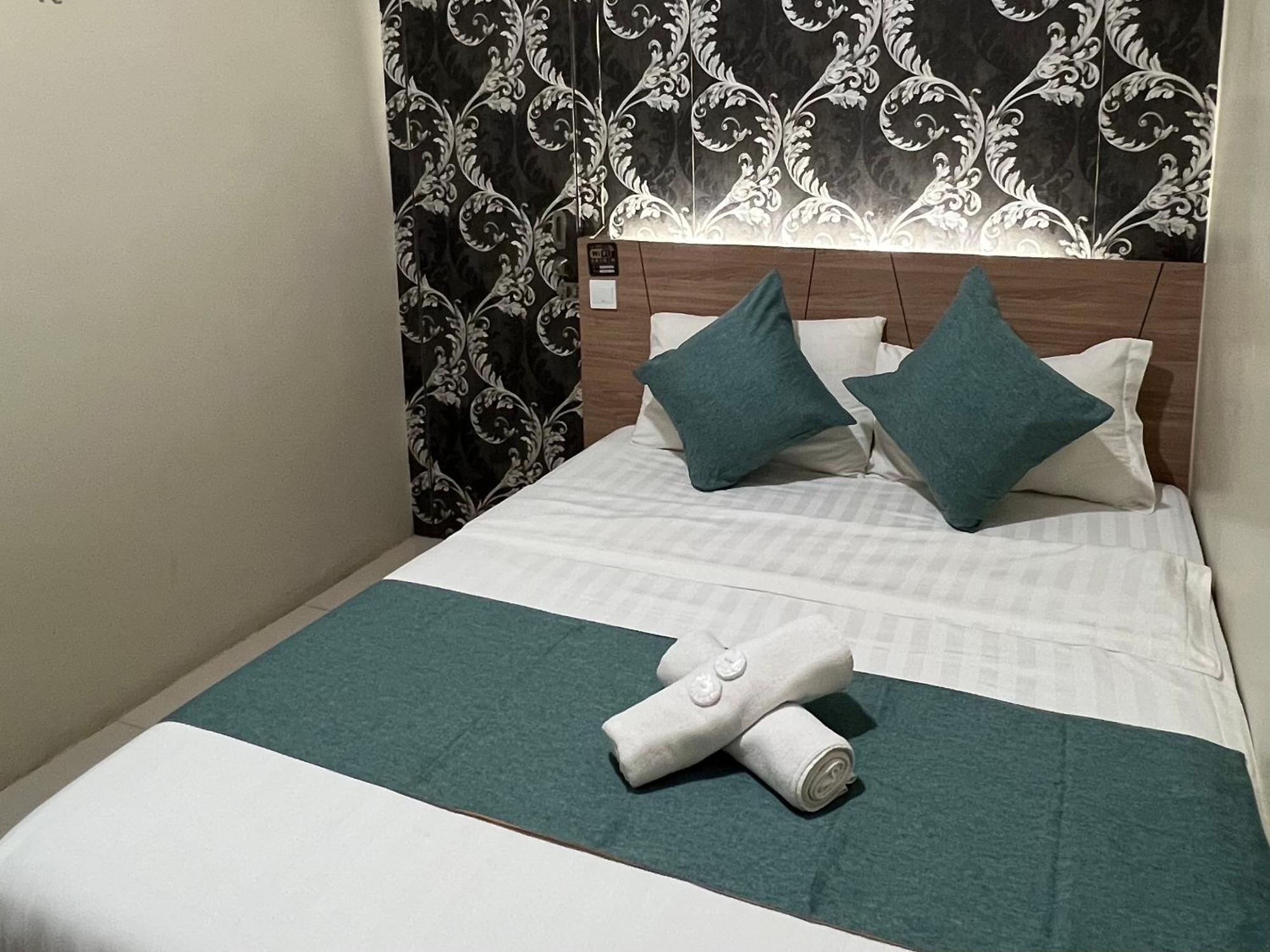Kuantan Beserah Budget Hotel Экстерьер фото