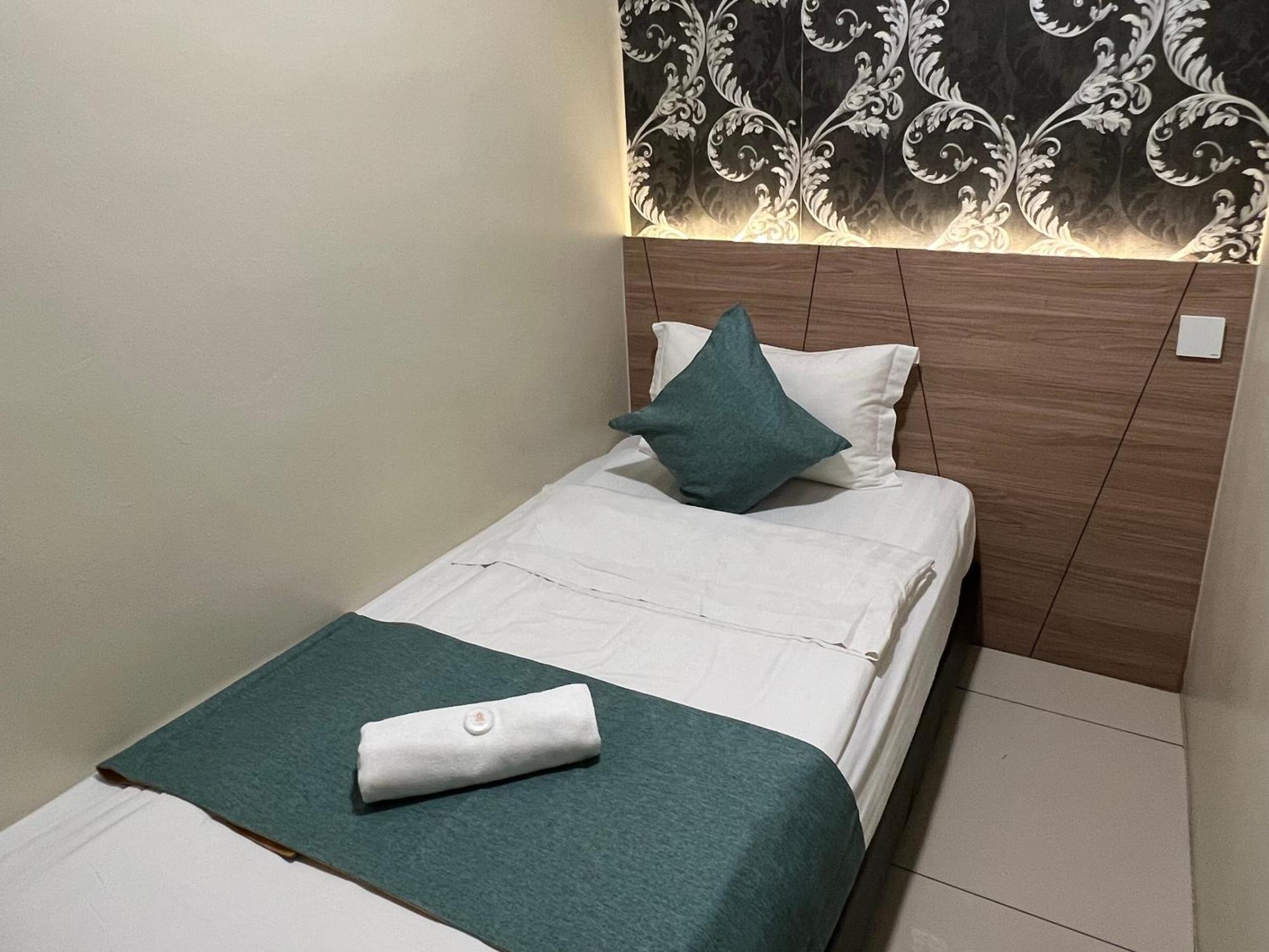 Kuantan Beserah Budget Hotel Экстерьер фото