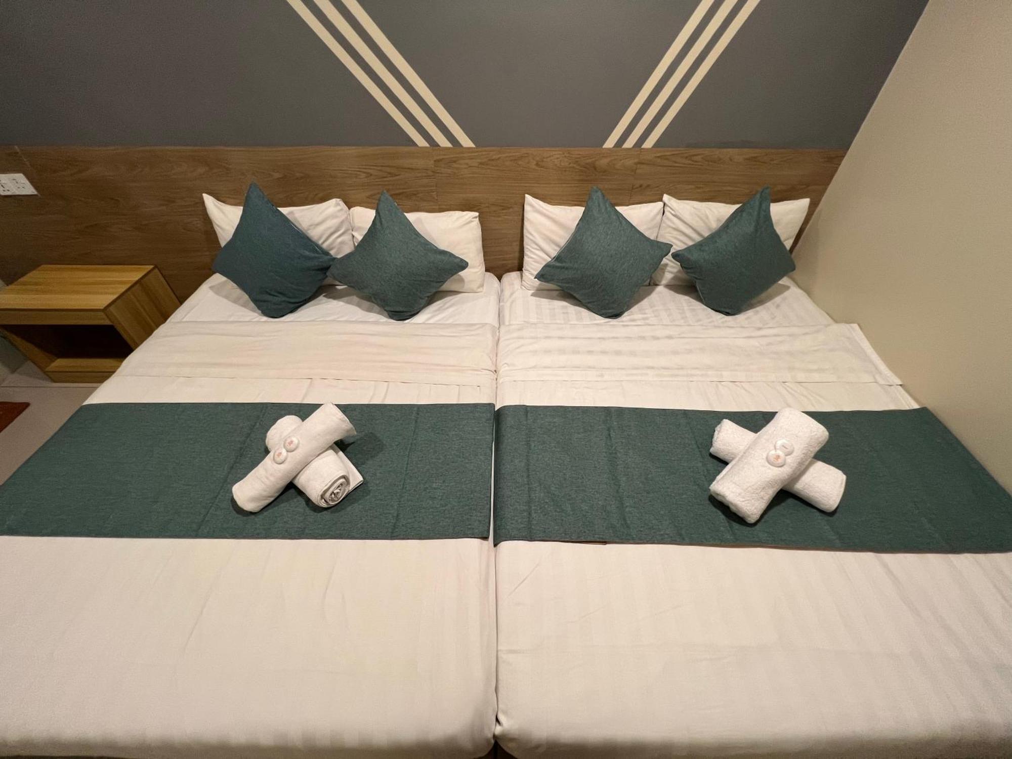 Kuantan Beserah Budget Hotel Экстерьер фото